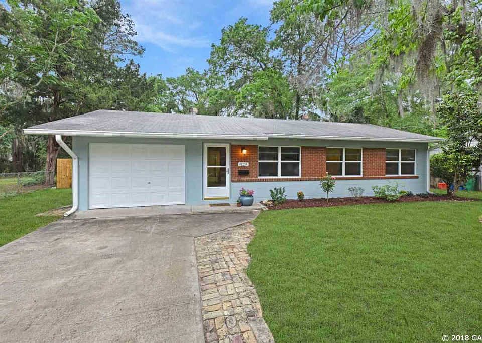 1st image of 829 NW 41st Ave