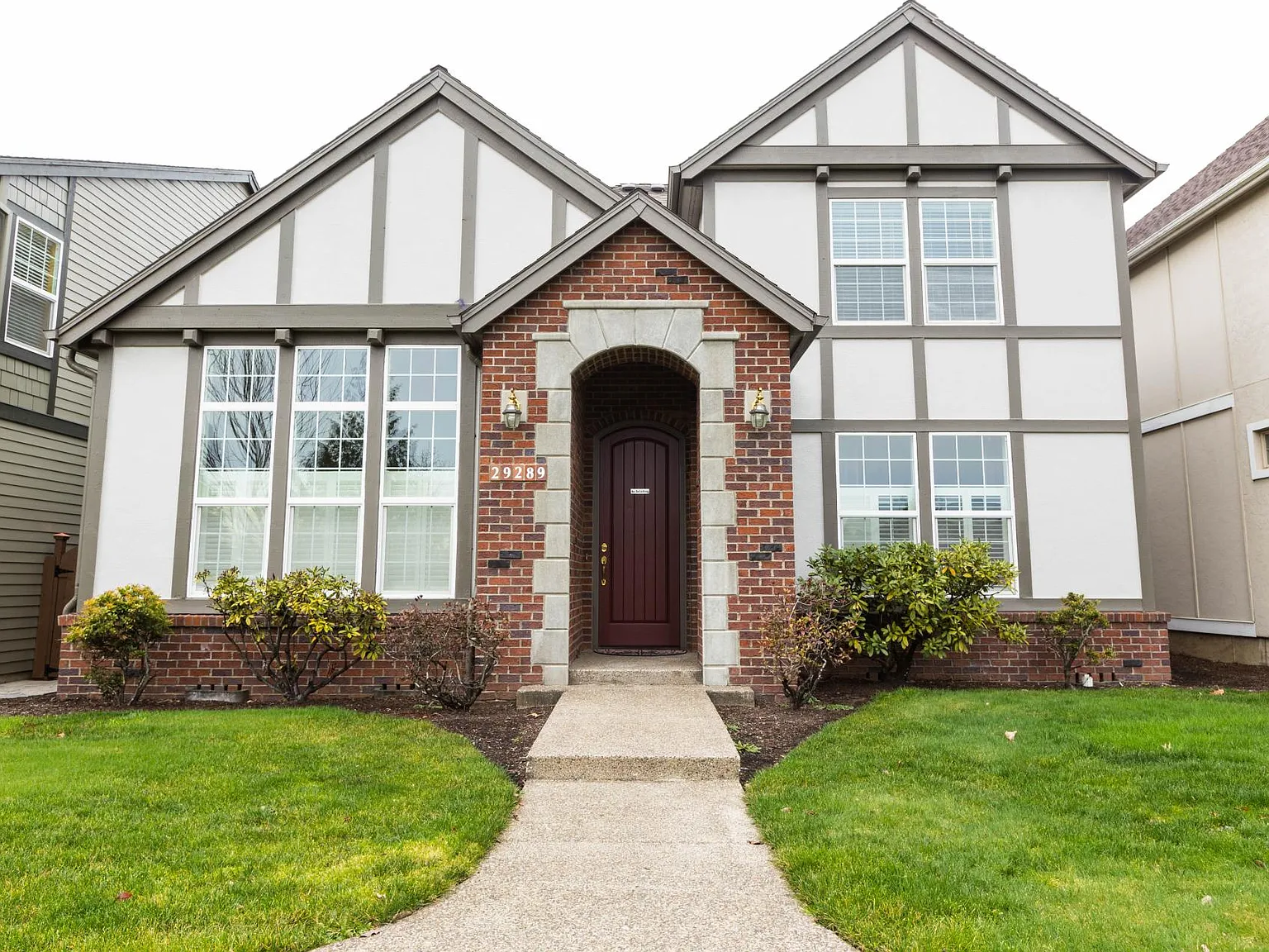 29289 SW Charlotte Ln — Photo 1