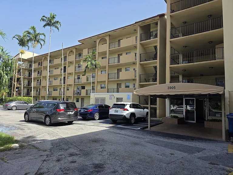 3905 N Nob Hill Rd #206 — Photo 38