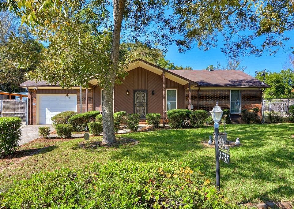 1st image of 3735 Woodcock Dr