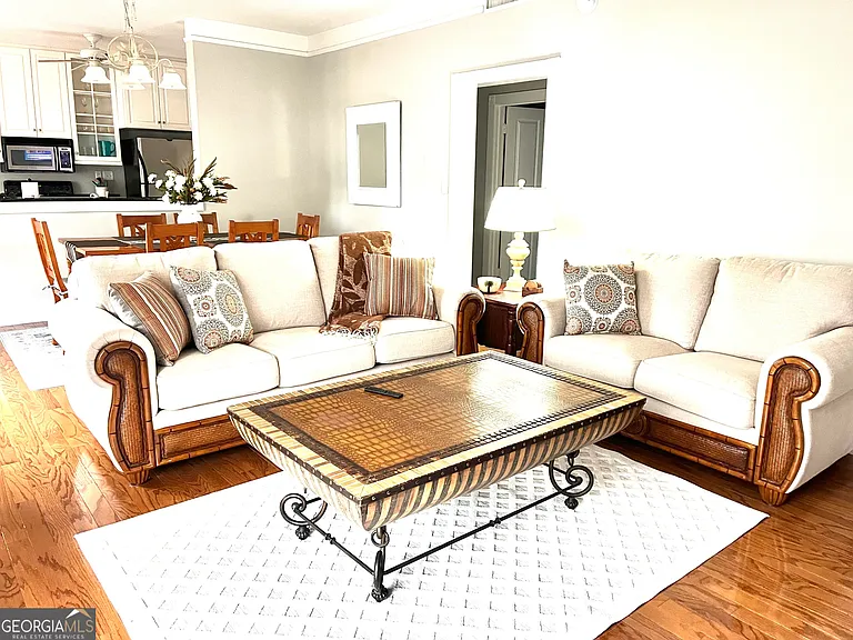 122 Shady Brook Cir #100 — Photo 5