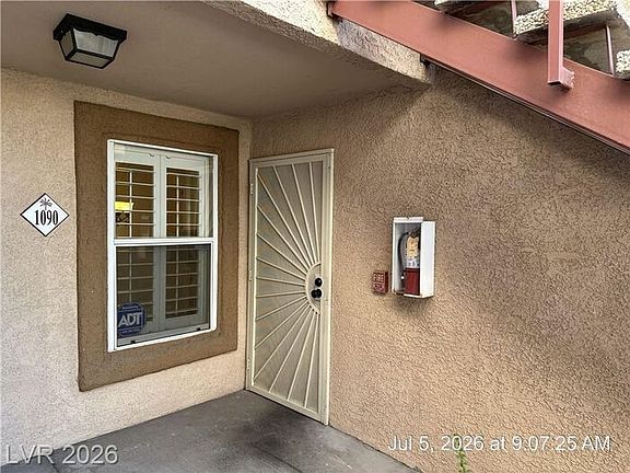 3rd image of 1150 N Buffalo Dr APT 1090