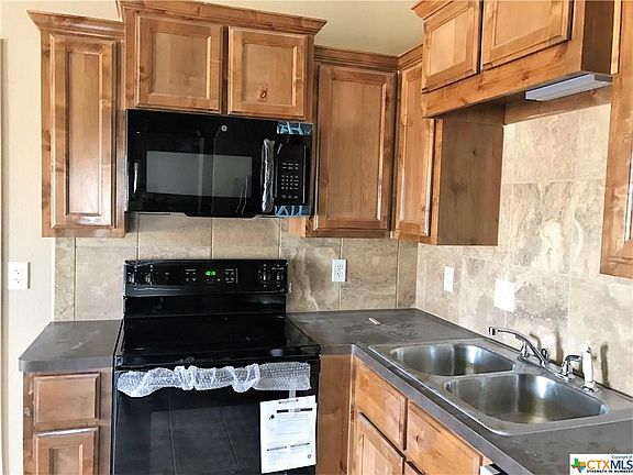 2nd image of 507 Sladecek Dr #B