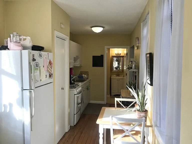 4 Prince St #5 — Photo 2