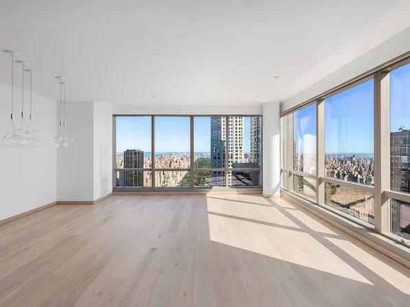 230 W 56th St APT 66A, New York, NY 10019