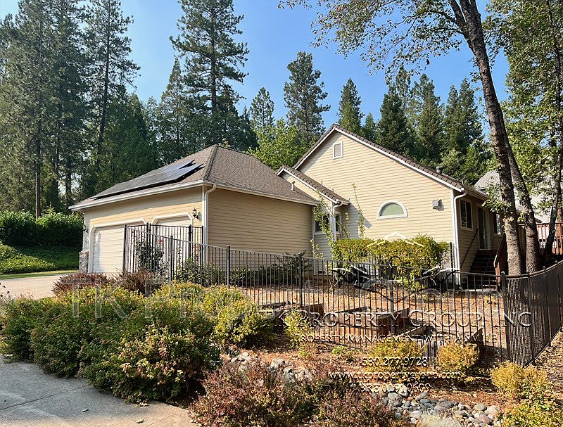 1st image of 109 Ascot Pl