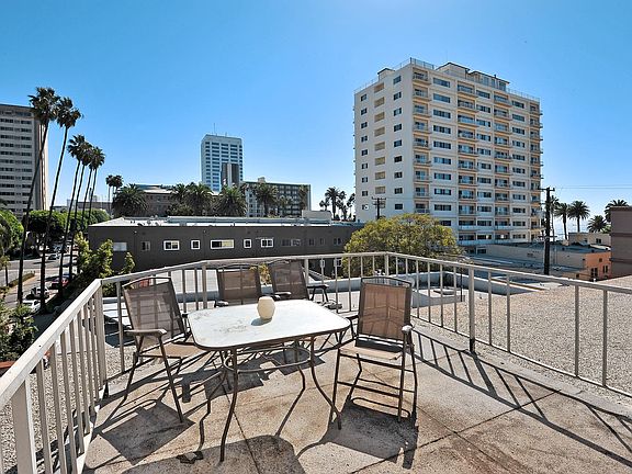 4th image of 1032 2nd St #204A