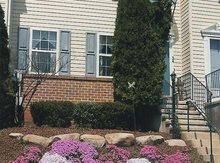 34 Red Barberry Dr, Etters, PA 17319