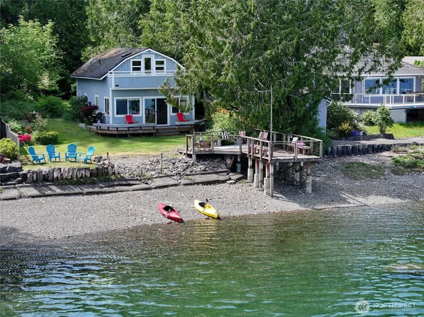 7610 E Grapeview Loop Road, Allyn, WA 98524