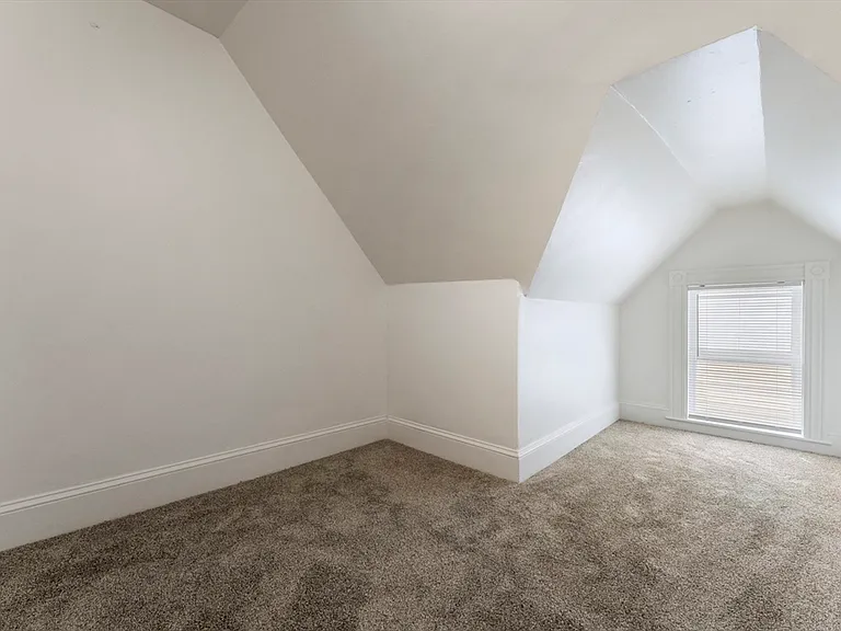 247 Park St #3 — Photo 15