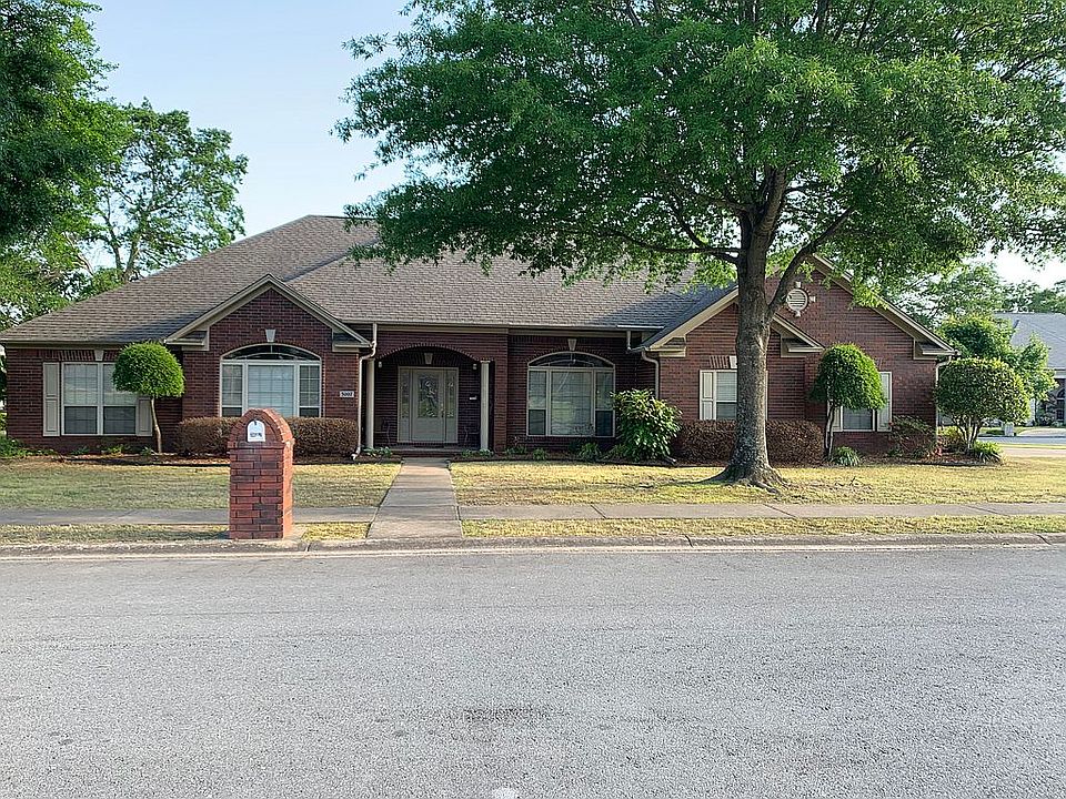 1st image of 3007 Saint Andrews Dr