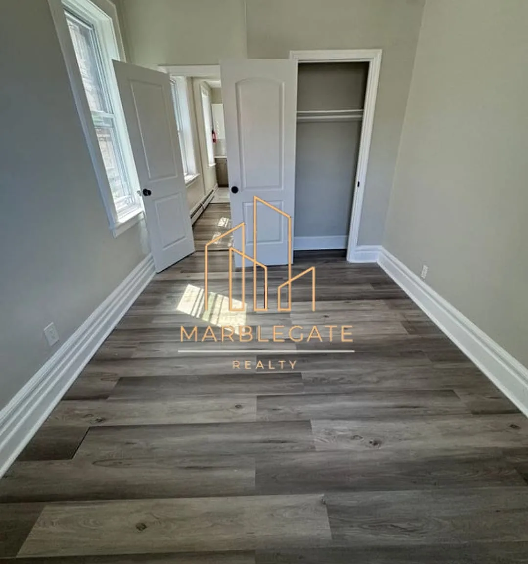 2 bed, 850 sqft, $2,050 — Photo 4