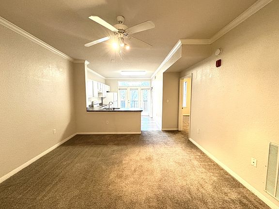 3rd image of 911 N Orange Ave APT 206