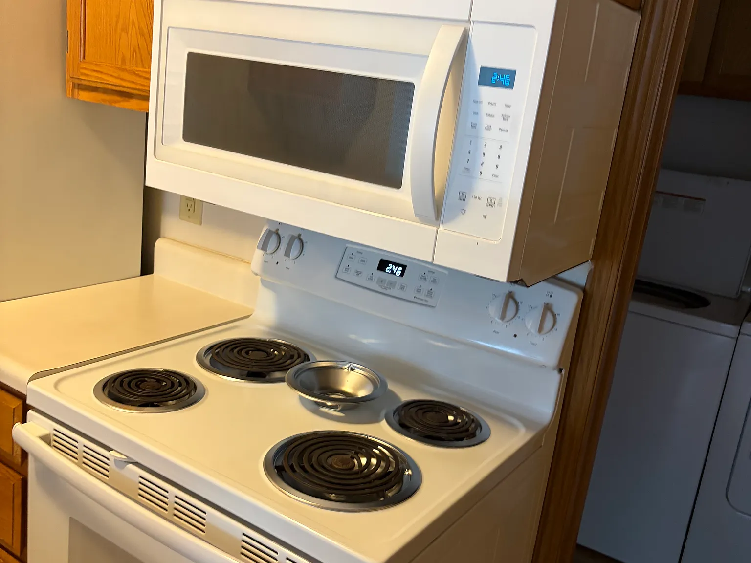 3 bed, 1.5 bath, 1123 sqft, $1,450 — Photo 4