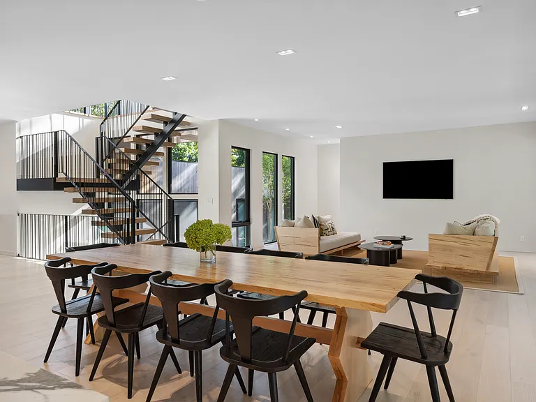 9 Oyster Shores Rd — Photo 13