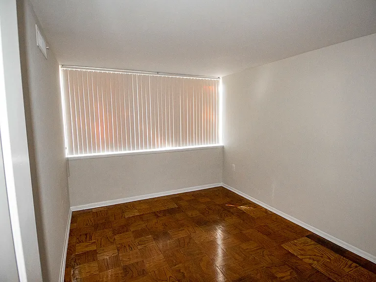 Heritage Park Apartments — Photo 92