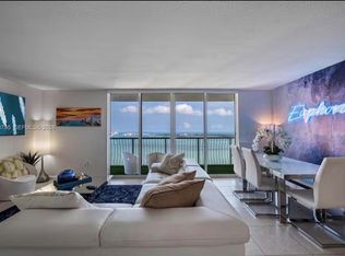 1200 Brickell Bay Dr PH 4101, Miami, FL 33131