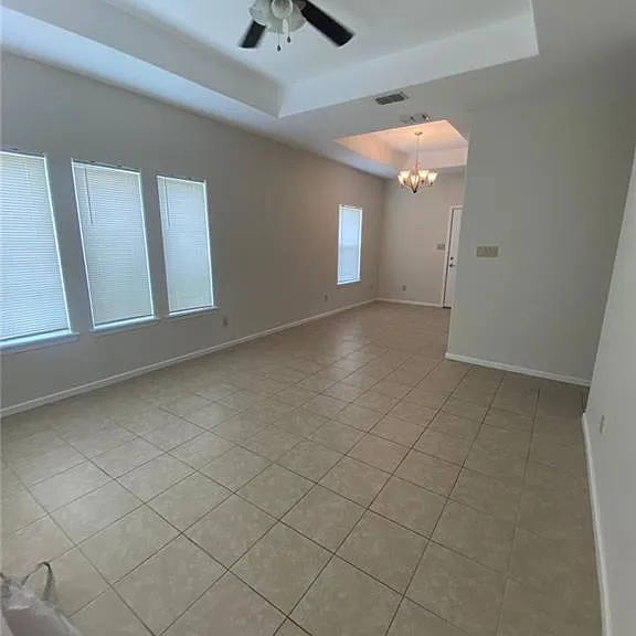 2716 Primrose Ave #2 — Photo 4