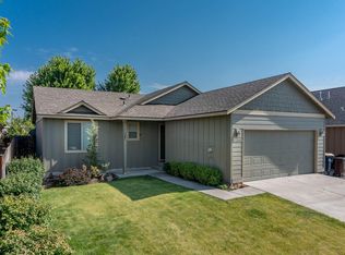 2466 SW Kalama Ave, Redmond, OR 97756