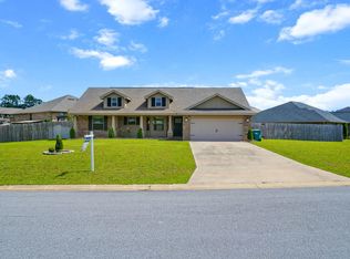 2045 Broad St, Crestview, FL 32536