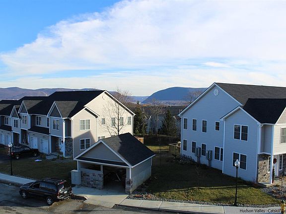3rd image of 800 Fairway Ct