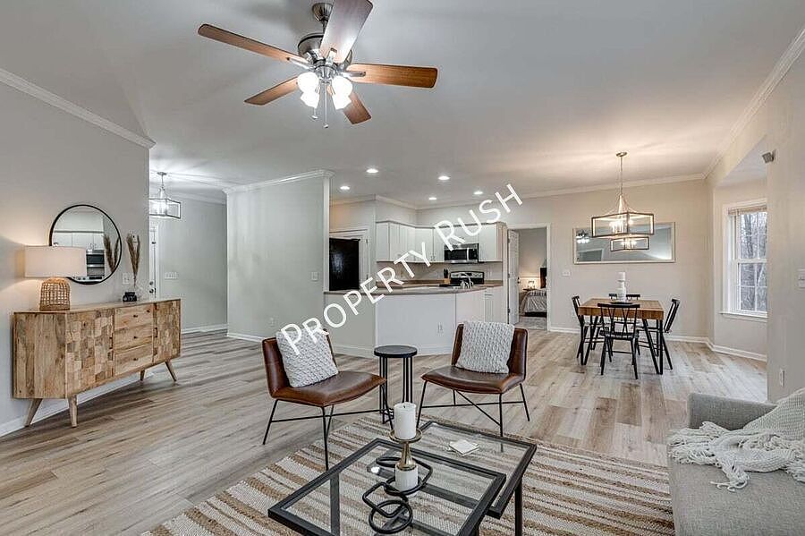 1st image of 3806 Brock Rd