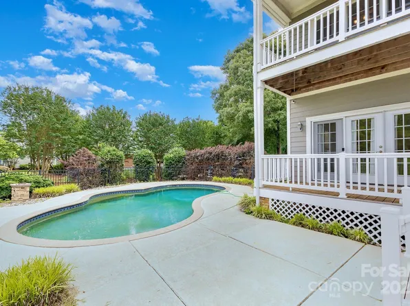 187 Spring Run Dr, Mooresville, NC 28117