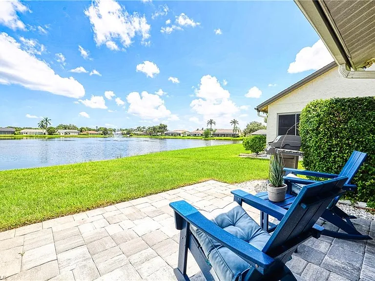 22589 Island Lakes Dr — Photo 4