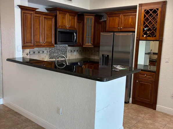 1801 N Flagler Drive #919, West Palm Beach, FL 33407