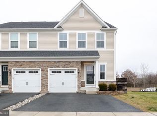 114 Kati Ct, Gilbertsville, PA 19525