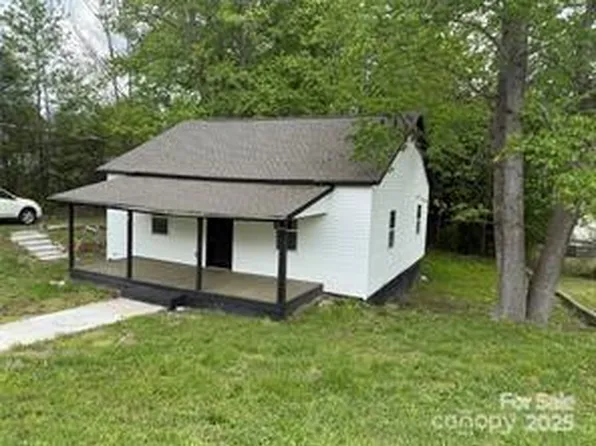 59 Pine St, Great Falls, SC 29055