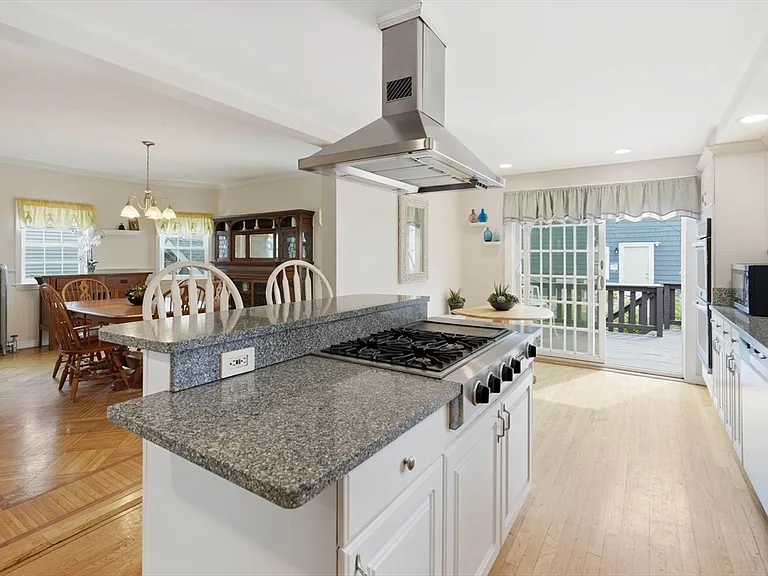 20A Raymond St #1 — Photo 18