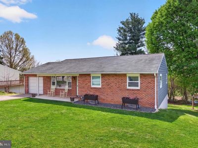 30 Merrin Rd, York, PA, 17402