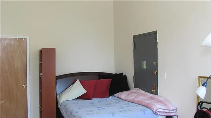 Rented by Avenue Sotheby's International Realty | media 35