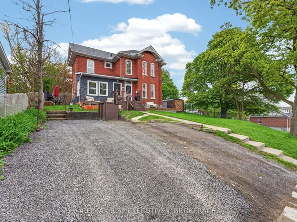 18 Stone St, Belleville, ON K8P 1Z9