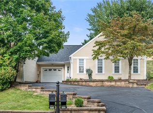 2563B Pheasant Run, Wexford, PA
