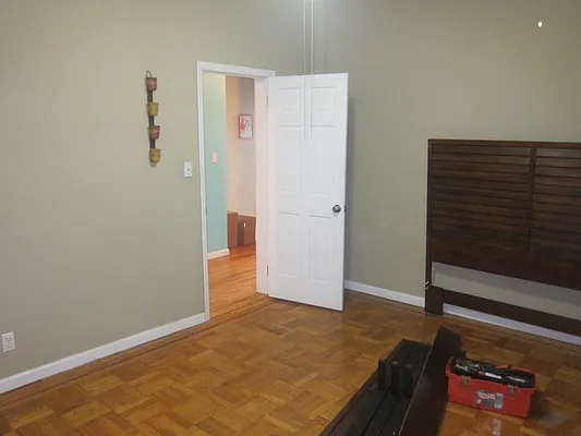 Rented by Realty 2000 Corp | media 38