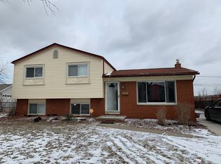3403 Esch Dr, Warren, MI 48091