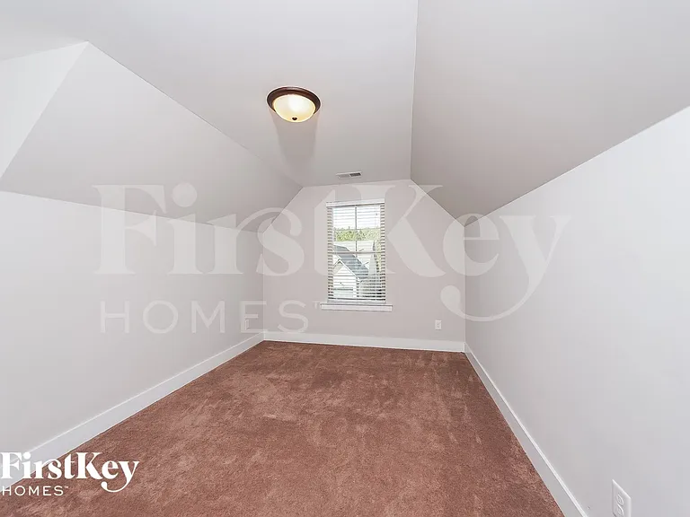 5492 Park Side Rd — Photo 11