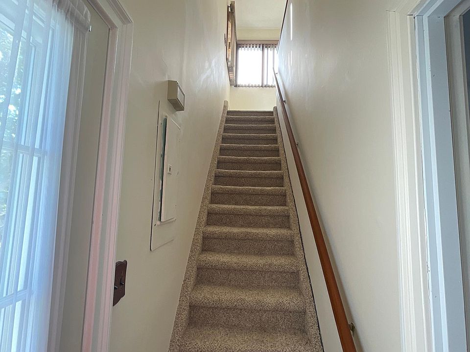 Independent Entry.