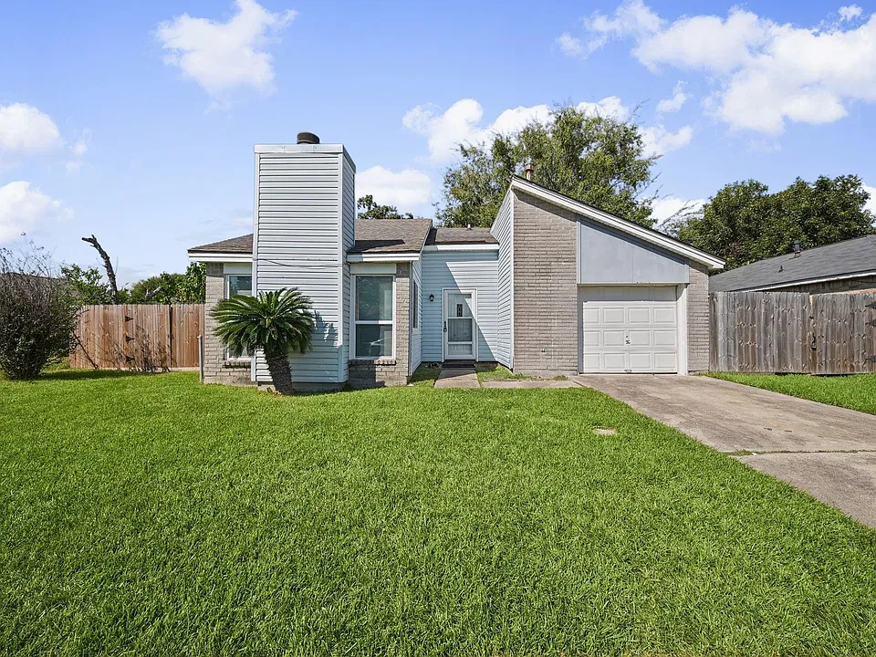 5304 Deborah Ln