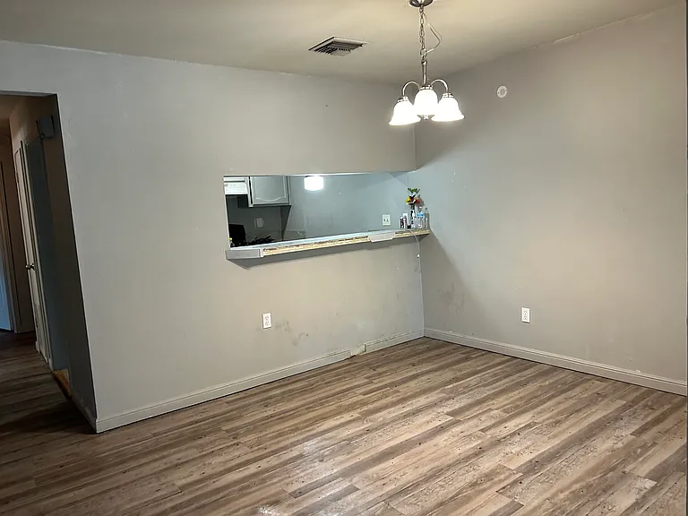 600 Marigny Cir #A — Photo 8