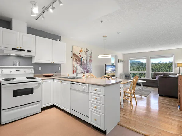 1201 Henry Rd #312, Courtenay, BC V9J
