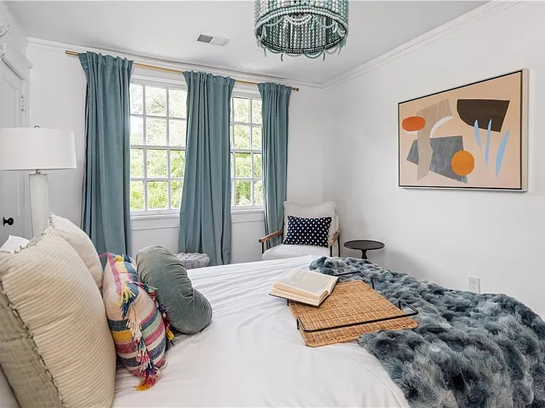 1031 Austin Ave NE #2 — Photo 34