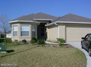 800 Bellshire Dr, Orange Park, FL 32065