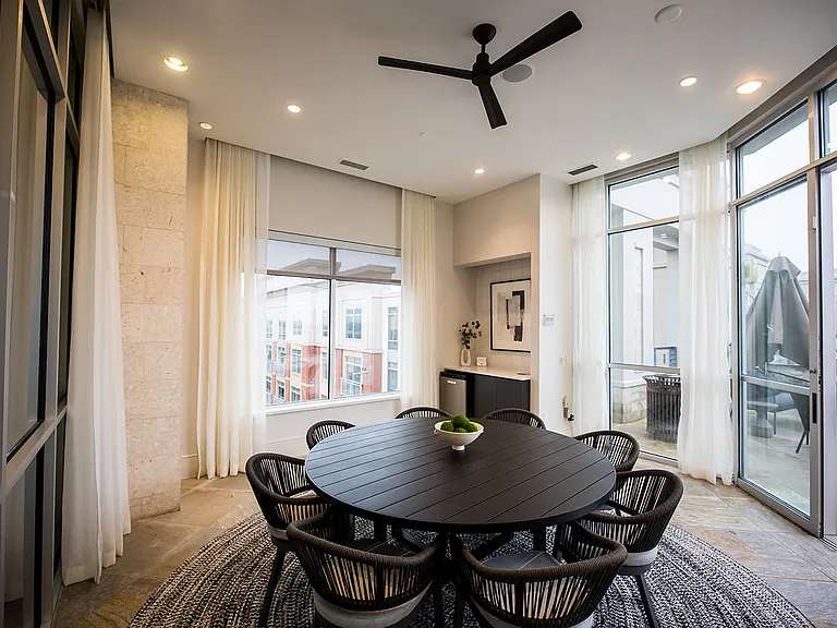 The Residence at Southpark — Photo 68