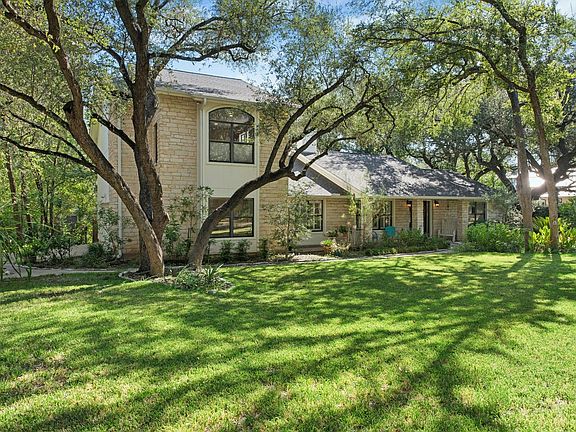4th image of 6604 Liveoak Dr