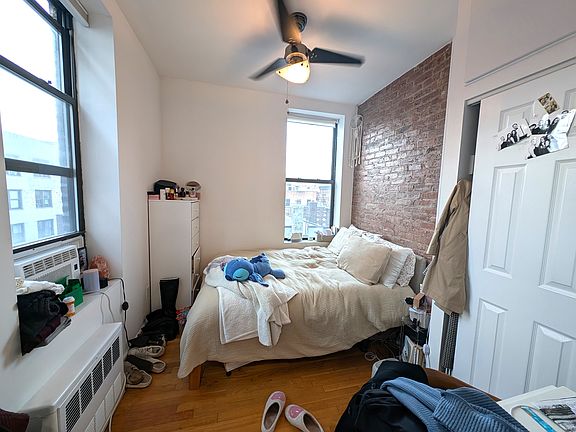5th image of 120 Sullivan St APT 4B
