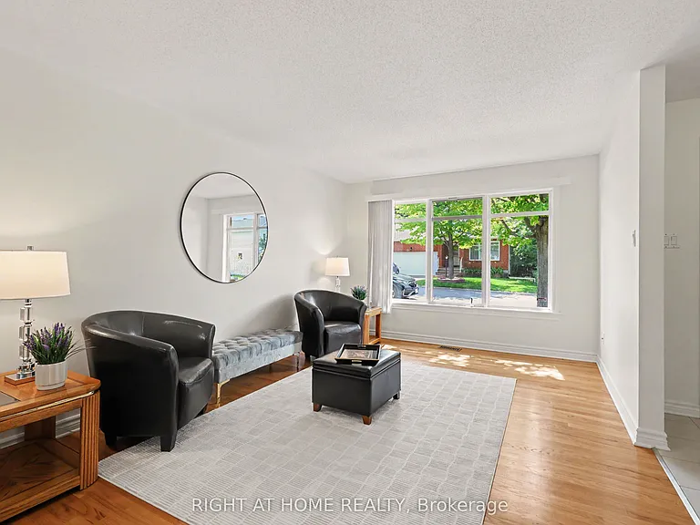 54 Fieldcrest Ave — Photo 2