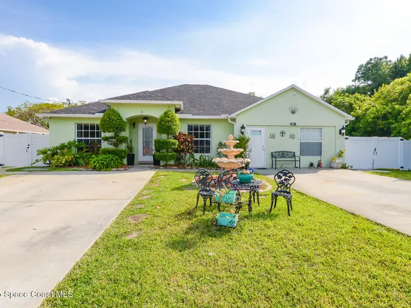 418 SE Essex Dr, Port Saint Lucie, FL 34984